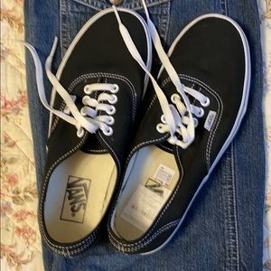 Vans black canvas sneakers 9.5